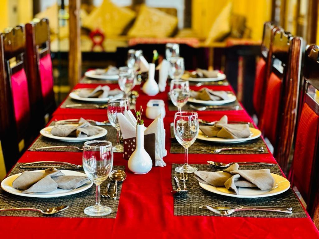 Silver Cloud Hotel Паро Экстерьер фото