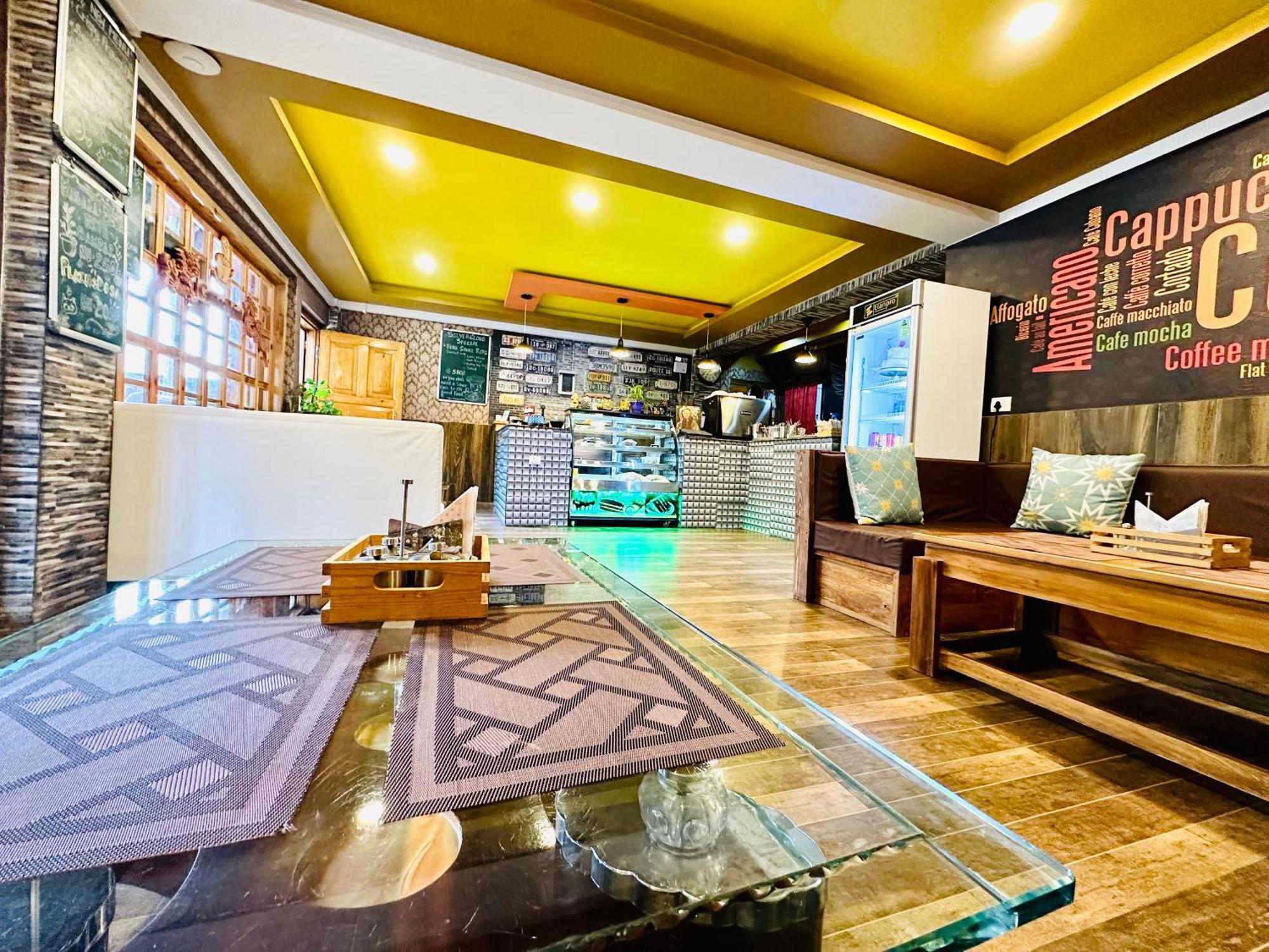 Silver Cloud Hotel Паро Экстерьер фото