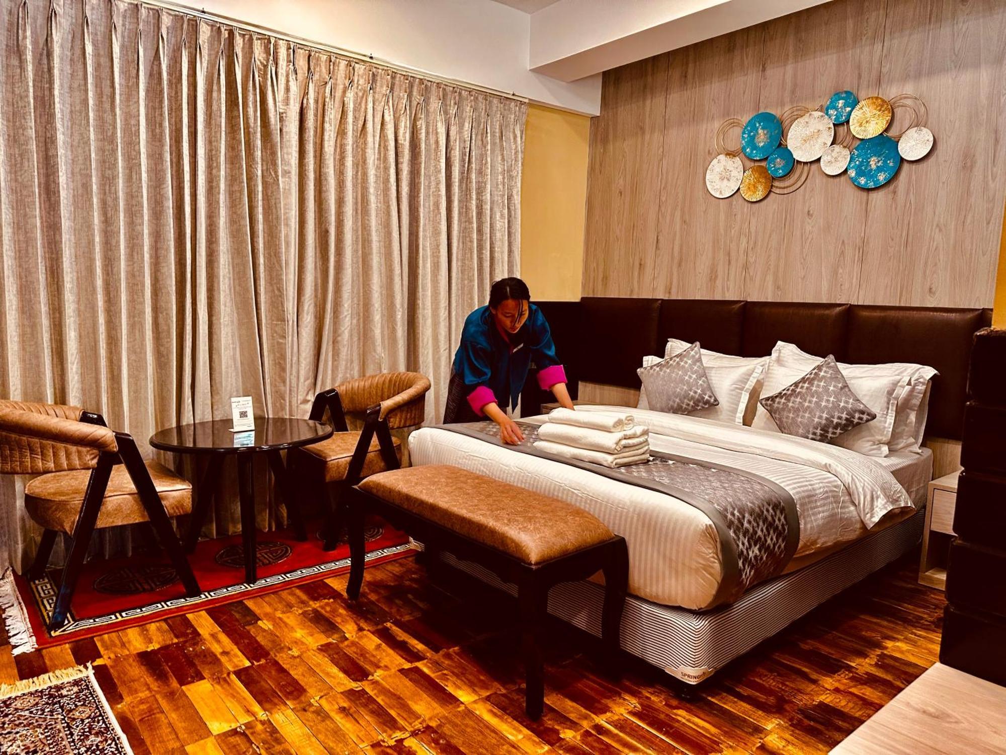 Silver Cloud Hotel Паро Экстерьер фото
