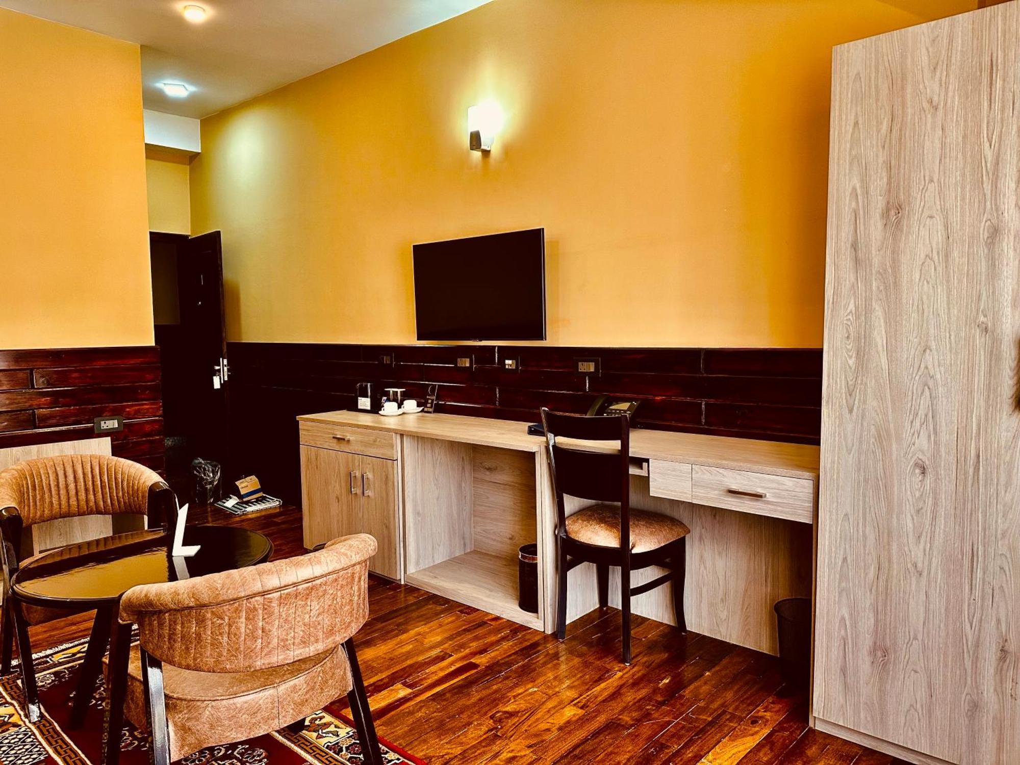Silver Cloud Hotel Паро Экстерьер фото