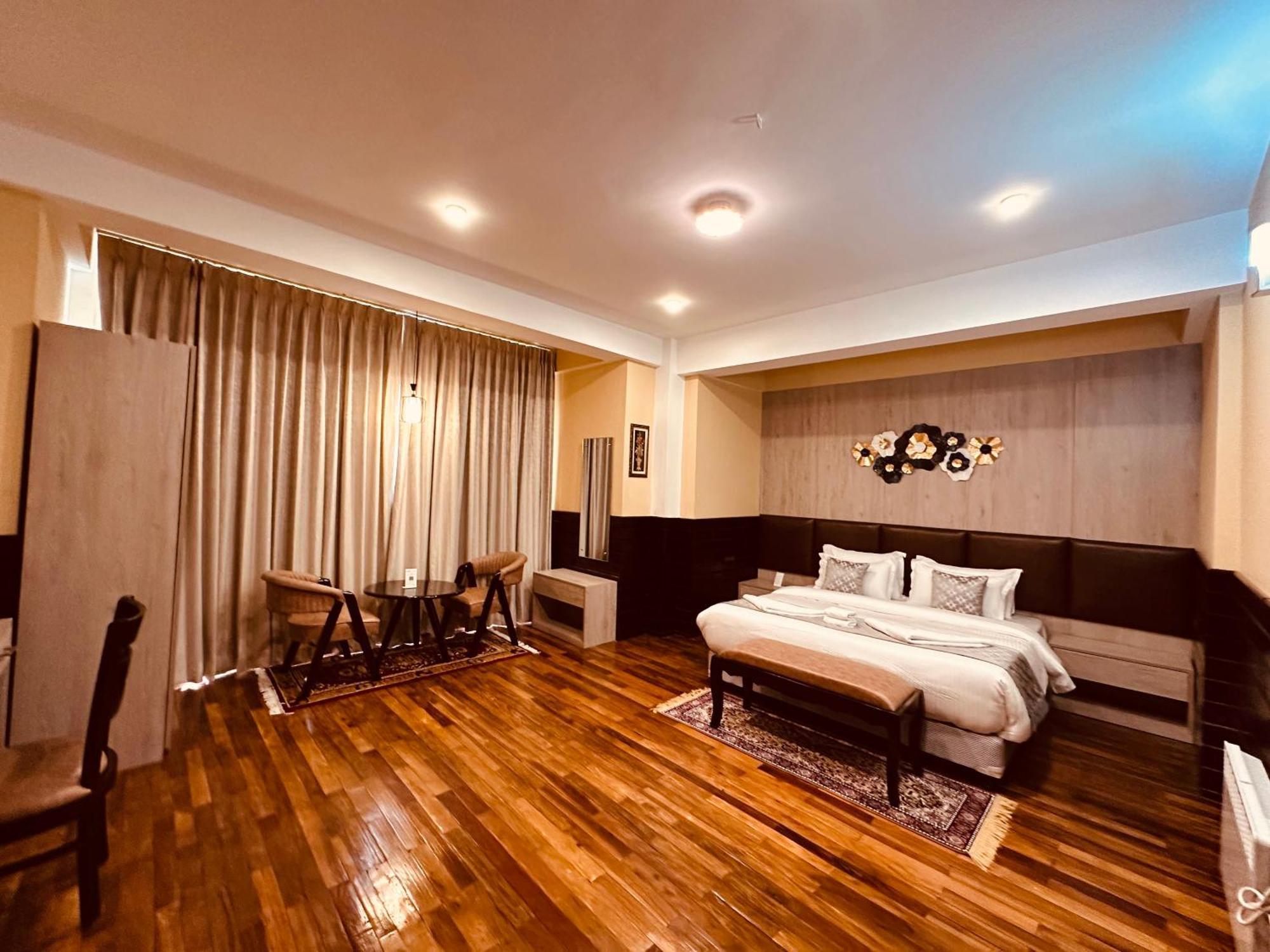 Silver Cloud Hotel Паро Экстерьер фото